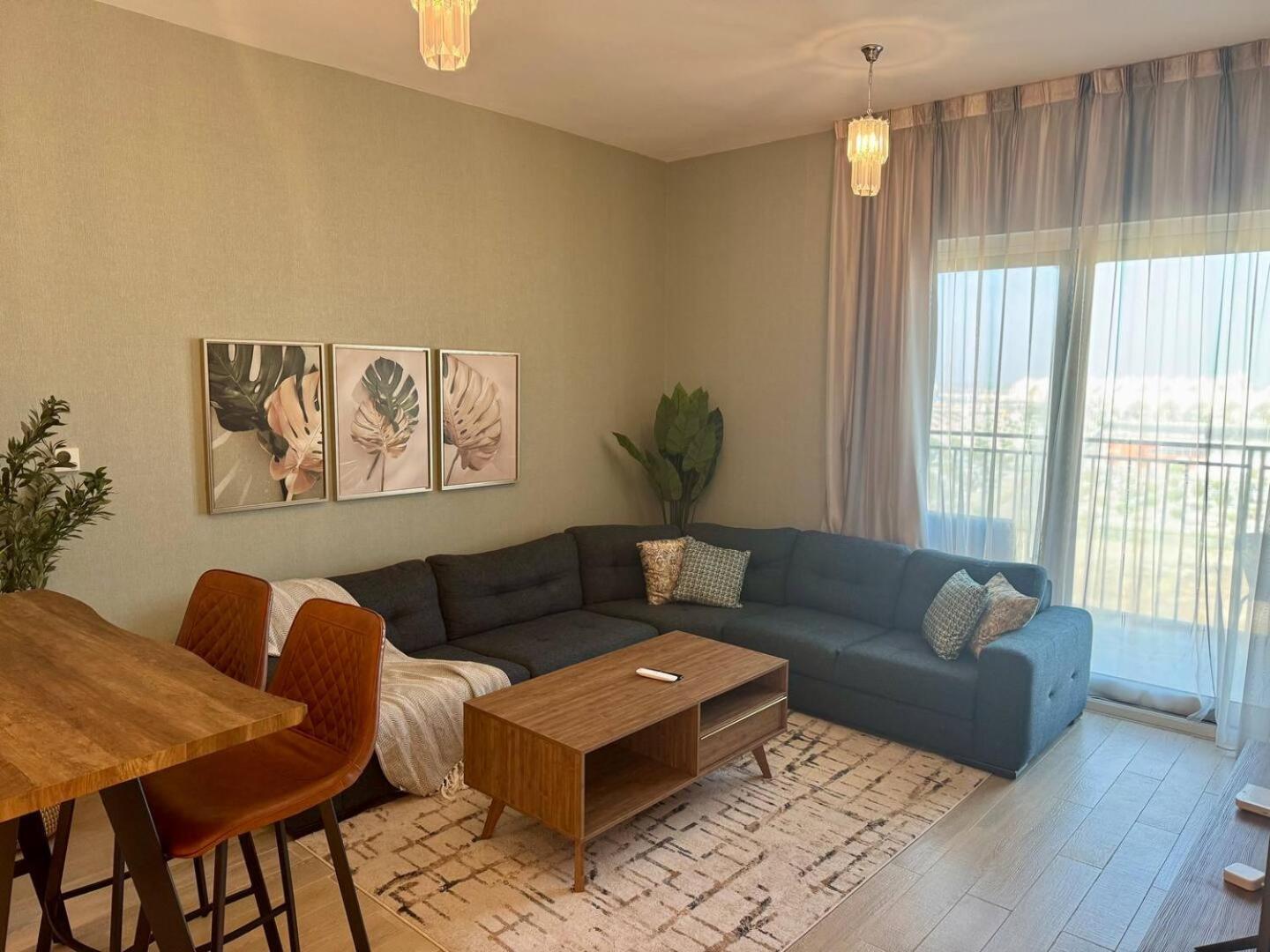 Canal & Marina View 1br High Floor Pool & Gym * Abu Dhabi
